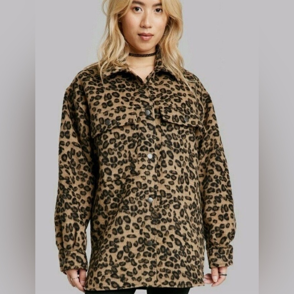 NWOT Wild Fable Animal Printed Cozy Full Front Snap Shacket XS
